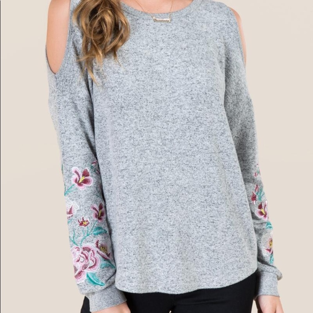 Cold shoulder embroidered sweater